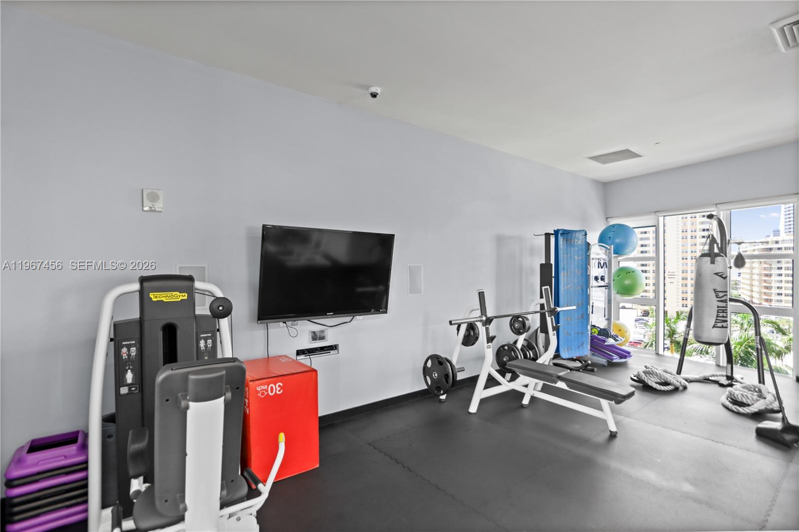 1850 S Ocean Dr #4109 Hallandale Beach, FL 33009