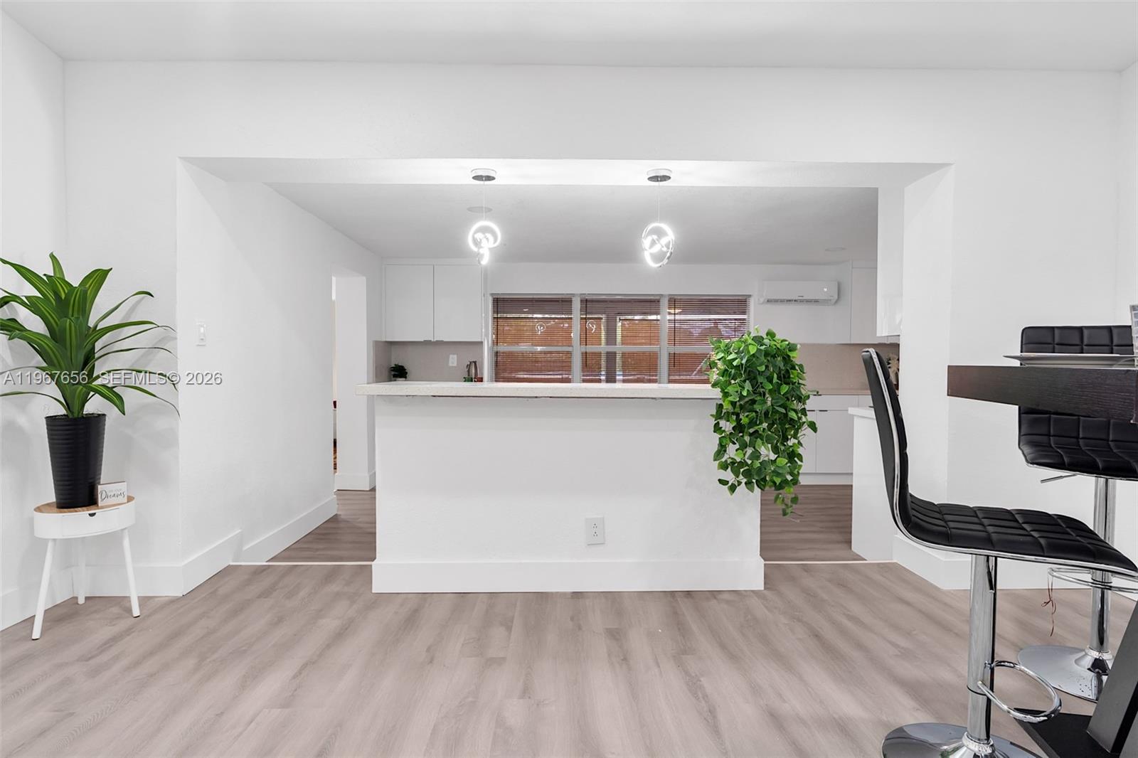 658 SW 1st Ct Boynton Beach, FL 33426