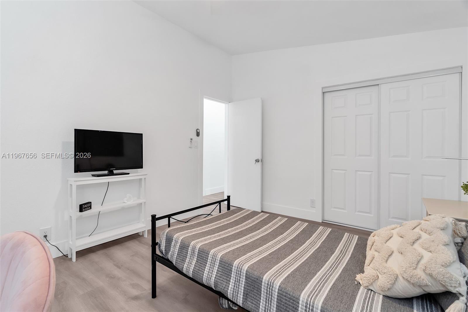 658 SW 1st Ct Boynton Beach, FL 33426