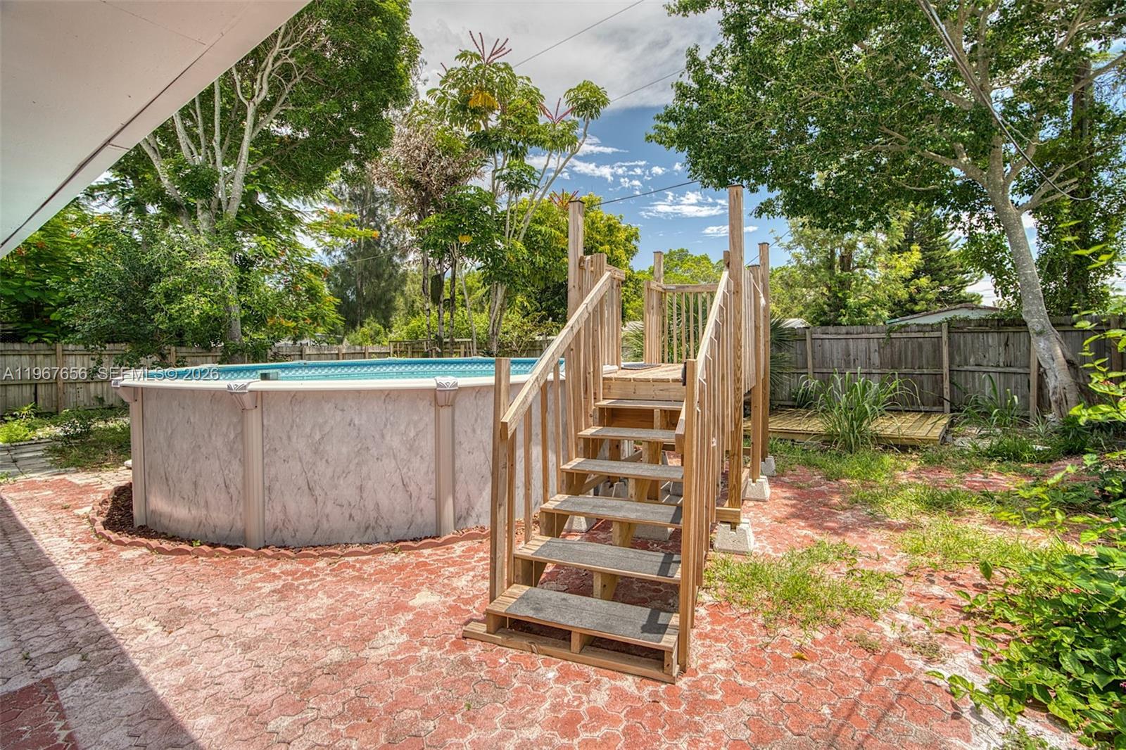658 SW 1st Ct Boynton Beach, FL 33426