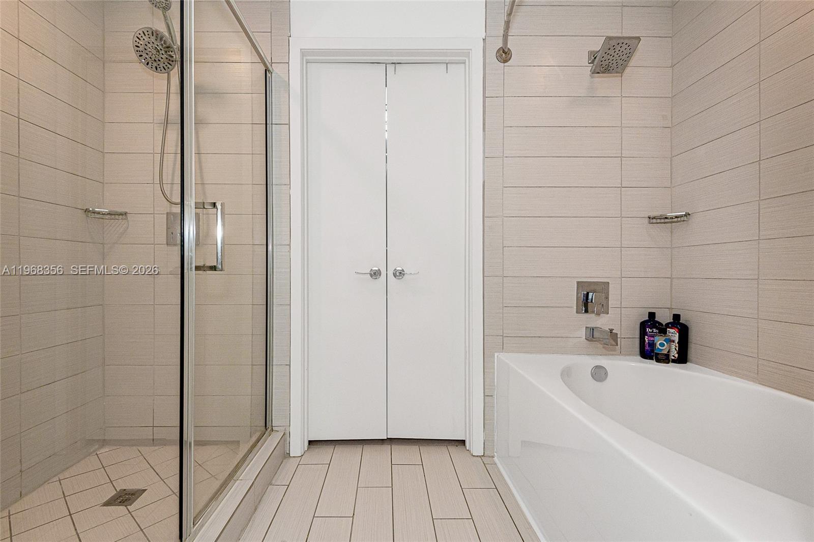 999 SW 1st Ave #3215 Miami, FL 33130