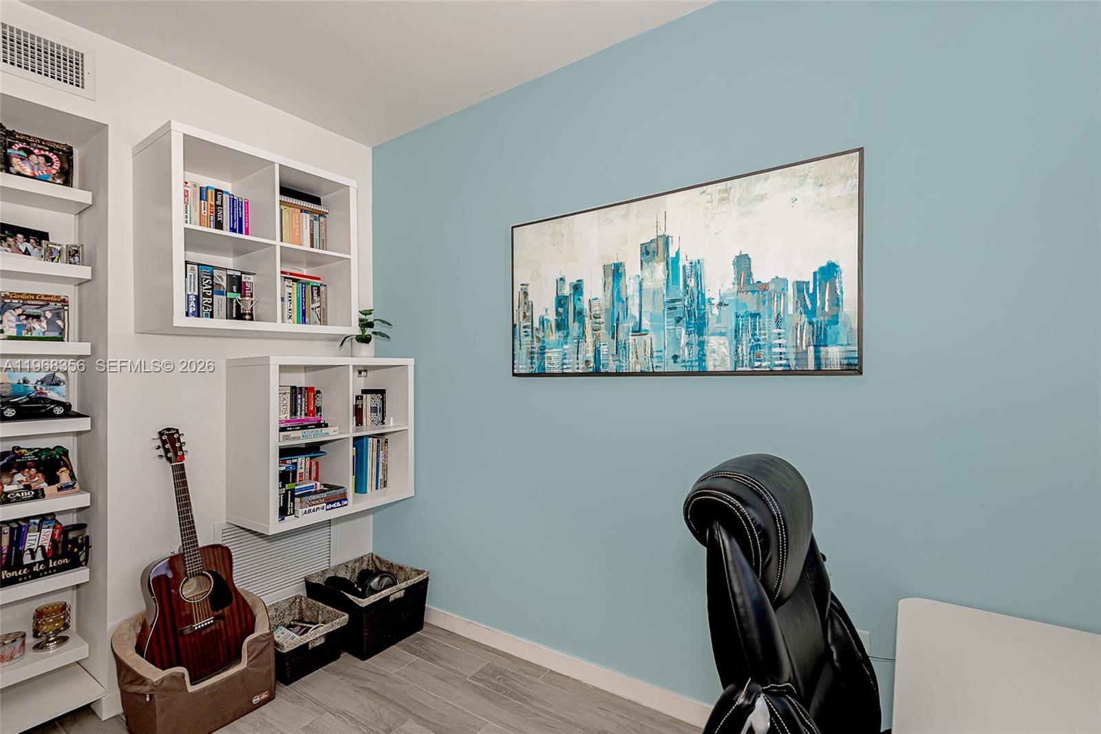 999 SW 1st Ave #3215 Miami, FL 33130