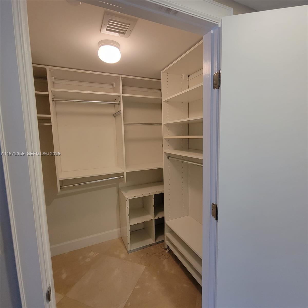 1850 S Ocean Dr #3007 Hallandale Beach, FL 33009