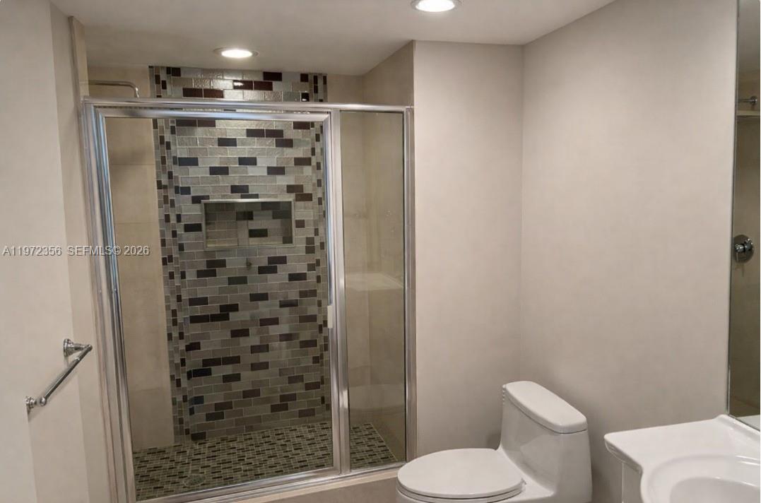 1850 S Ocean Dr #3007 Hallandale Beach, FL 33009