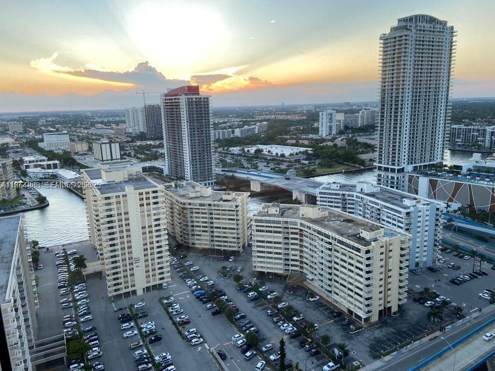 1850 S Ocean Dr #3007 Hallandale Beach, FL 33009