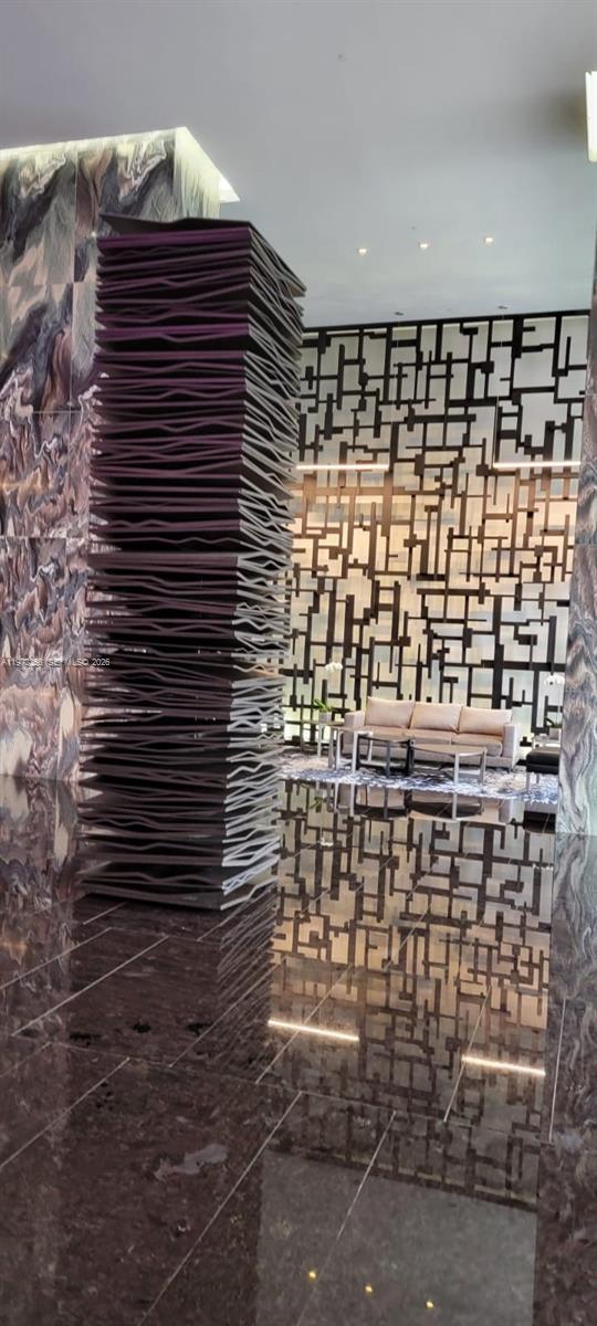 1850 S Ocean Dr #3007 Hallandale Beach, FL 33009