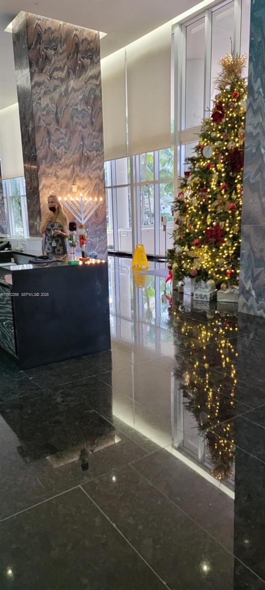 1850 S Ocean Dr #3007 Hallandale Beach, FL 33009