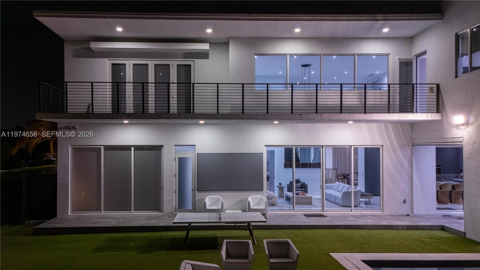 10181 NW 27th St Doral, FL 33172