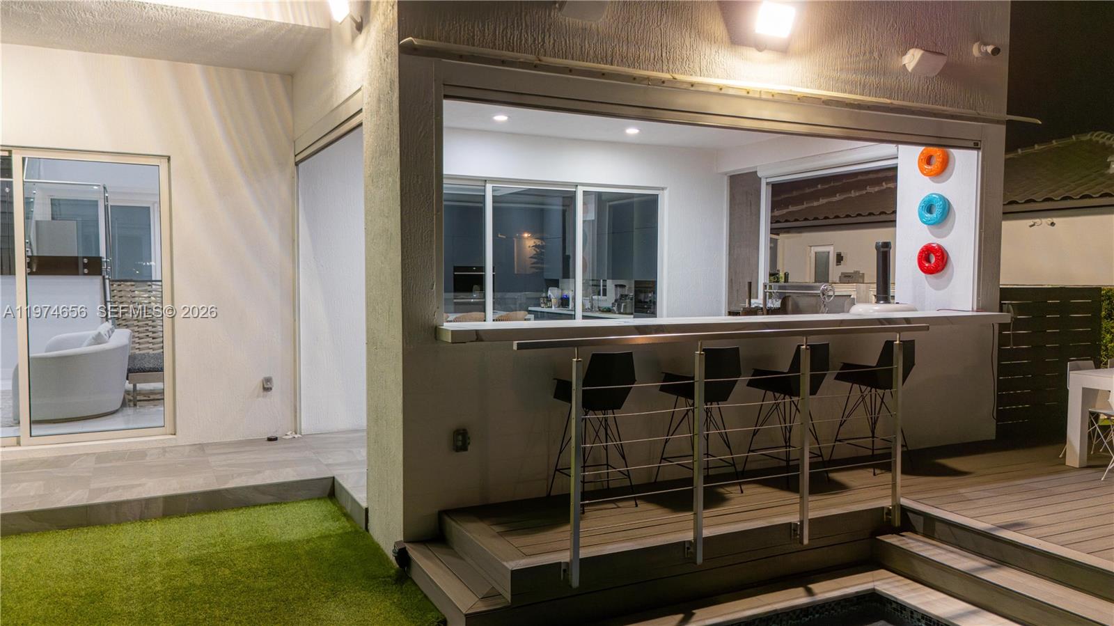 10181 NW 27th St Doral, FL 33172