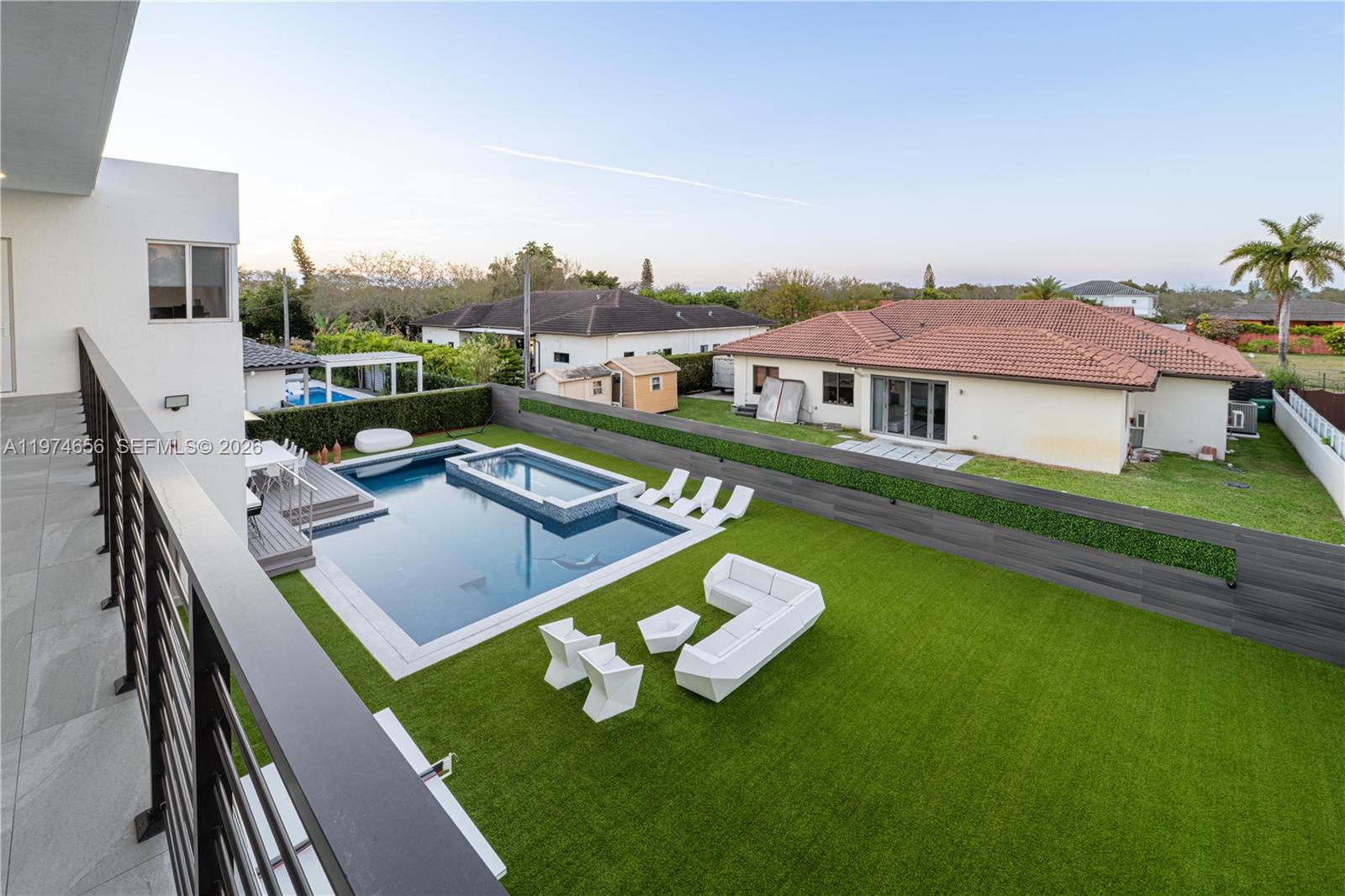 10181 NW 27th St Doral, FL 33172