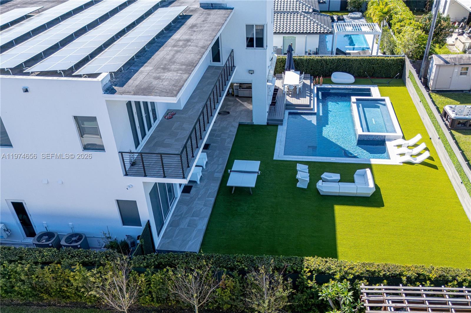 10181 NW 27th St Doral, FL 33172