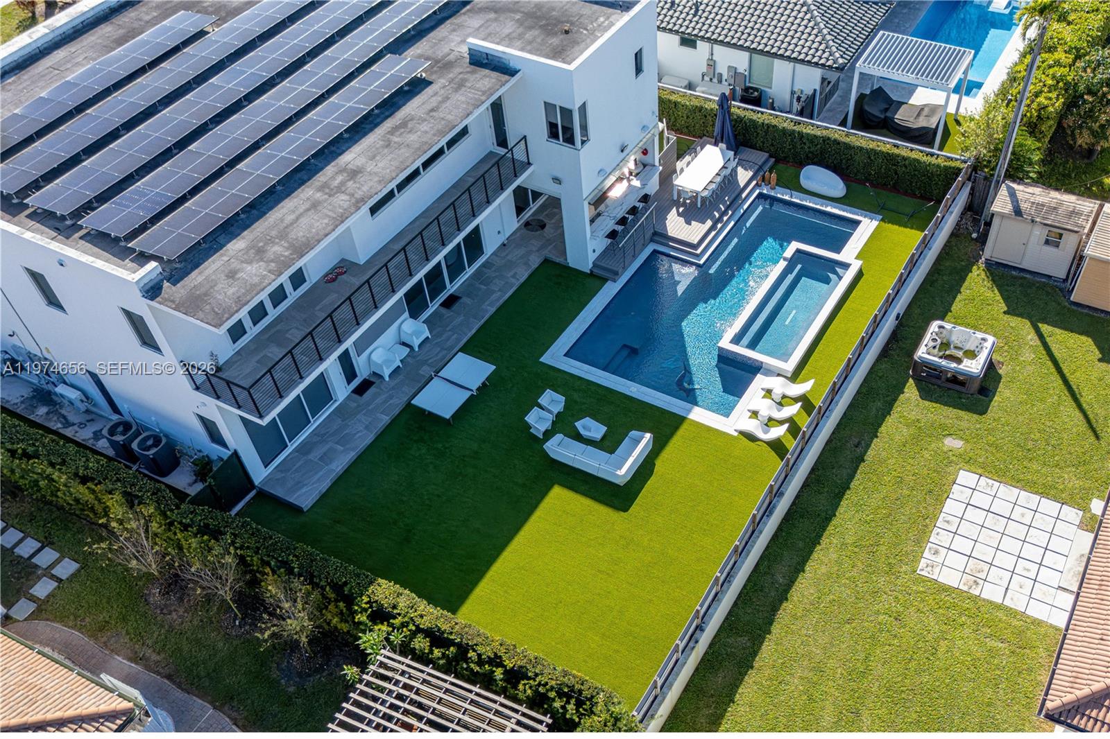 10181 NW 27th St Doral, FL 33172