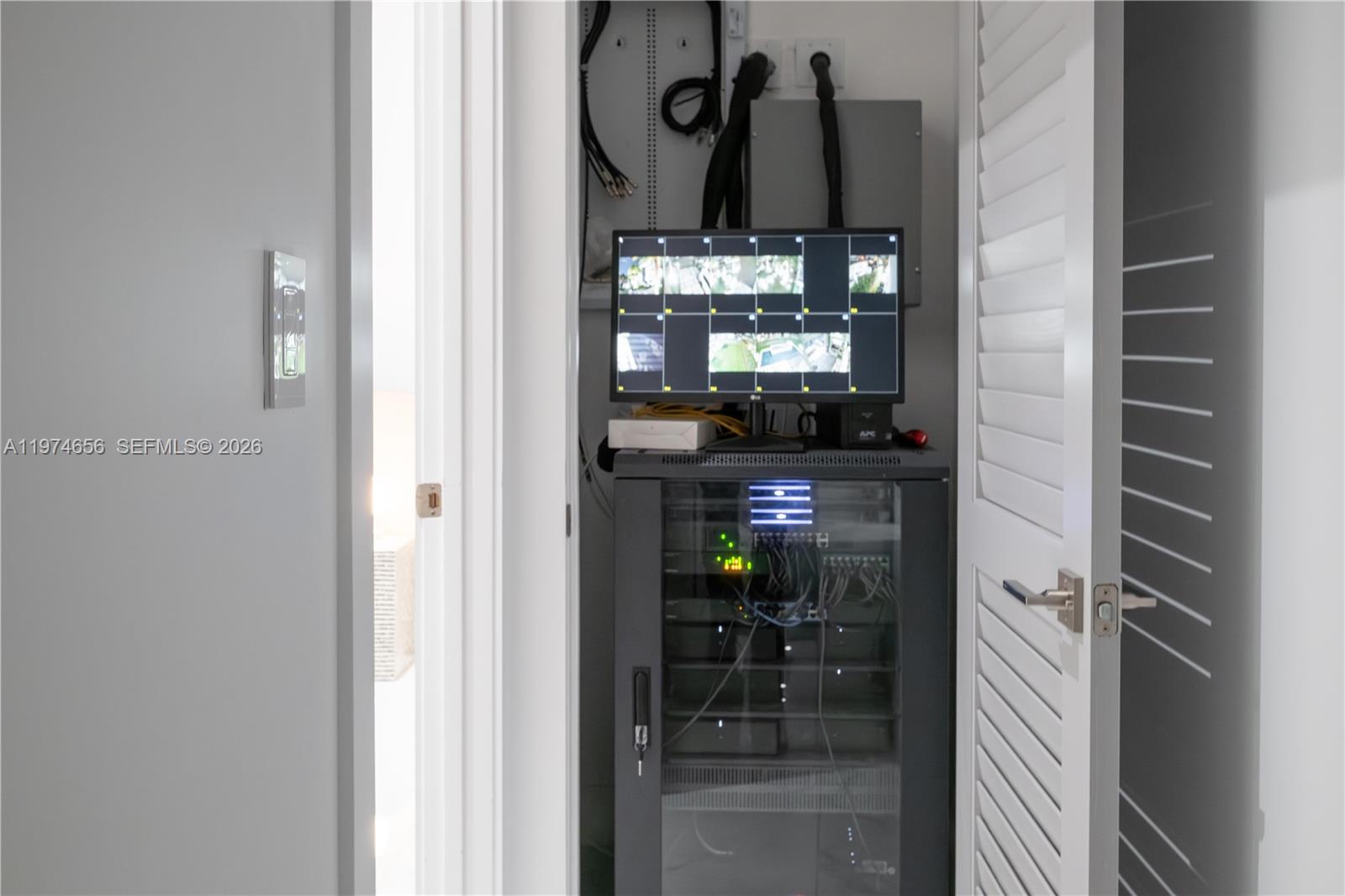 10181 NW 27th St Doral, FL 33172