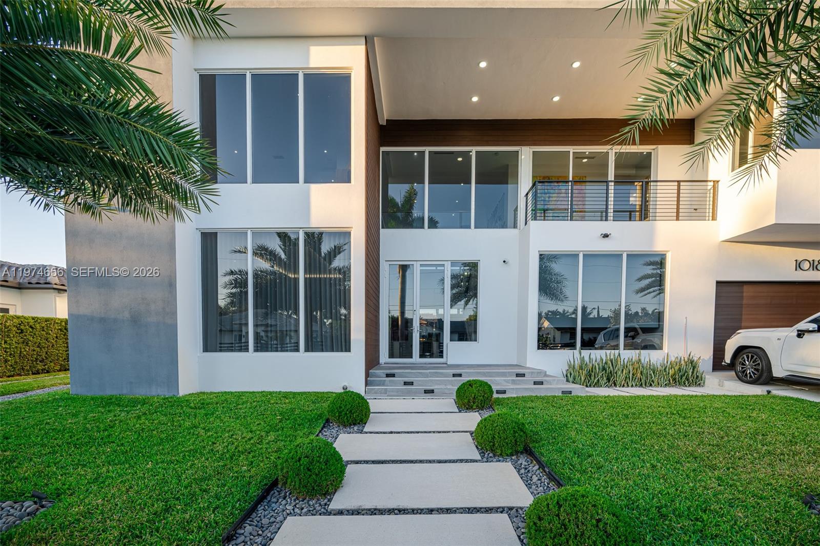 10181 NW 27th St Doral, FL 33172