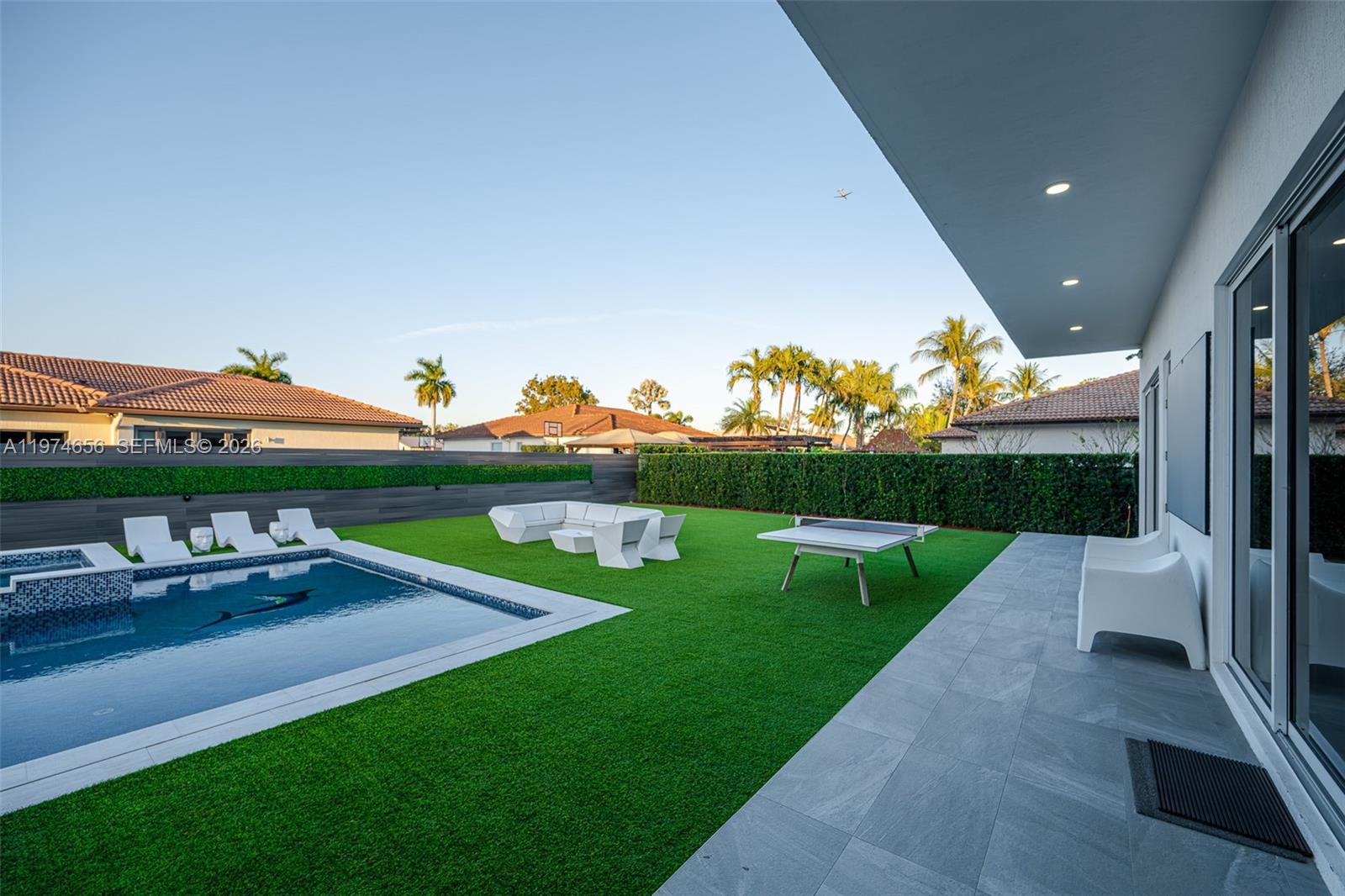 10181 NW 27th St Doral, FL 33172