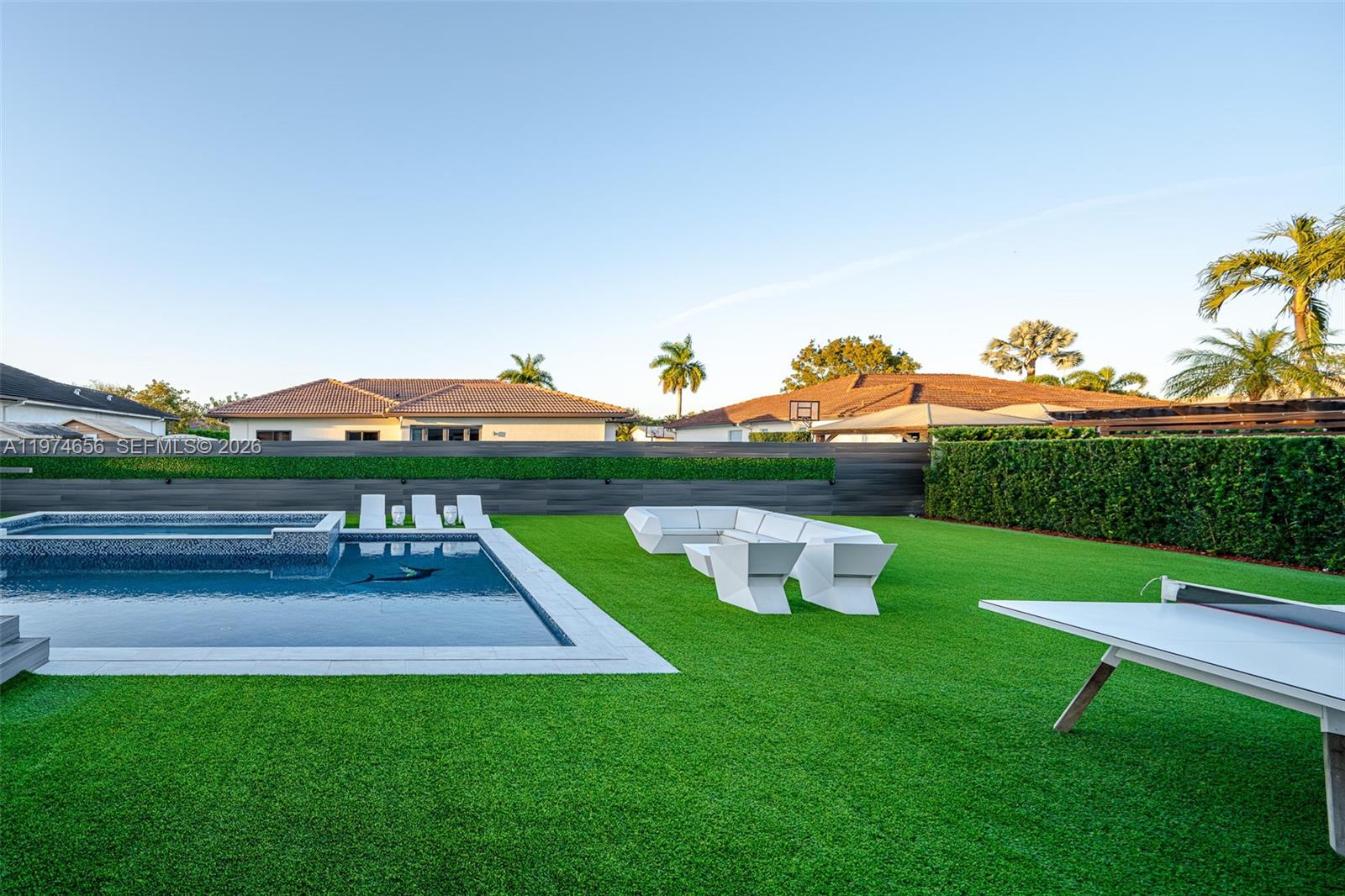 10181 NW 27th St Doral, FL 33172