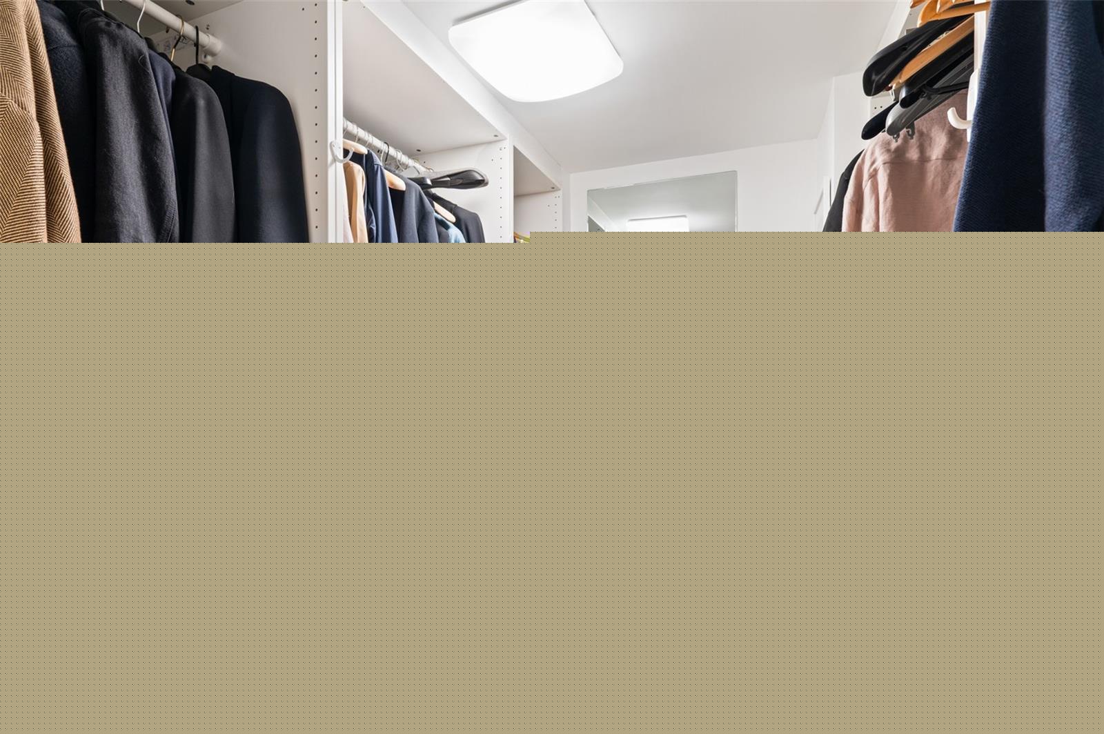 2333 Brickell Ave #1909 Miami, FL 33129