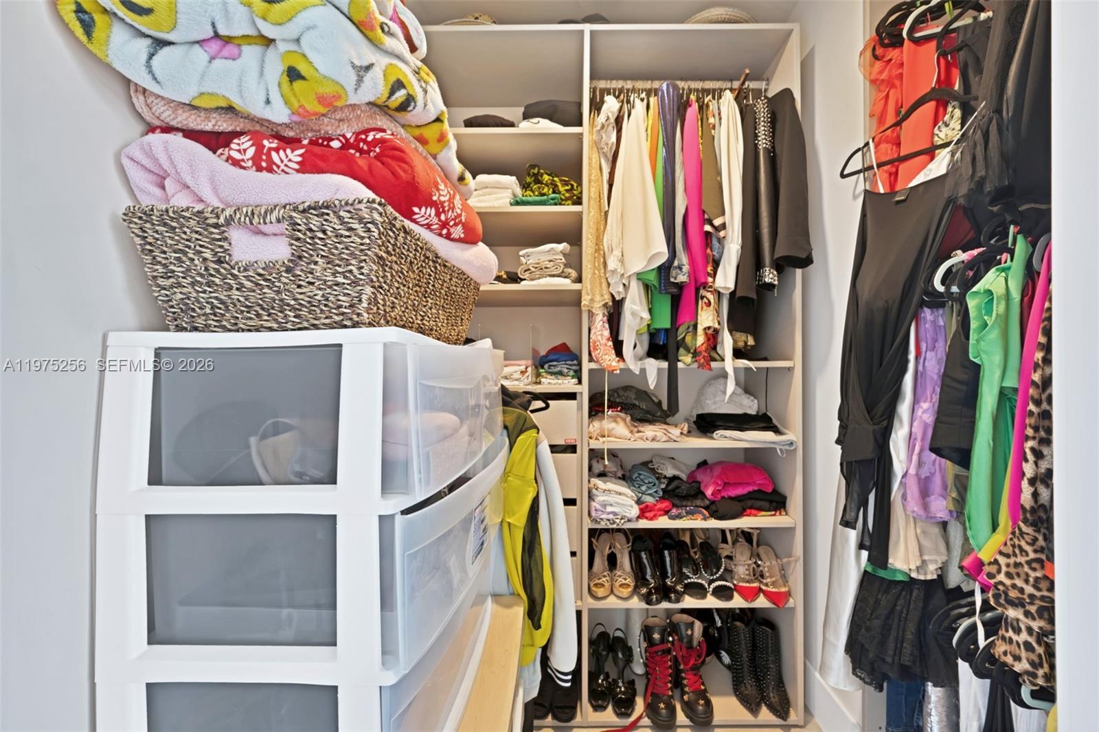 2535 NE 193rd St #3209 Miami, FL 33180