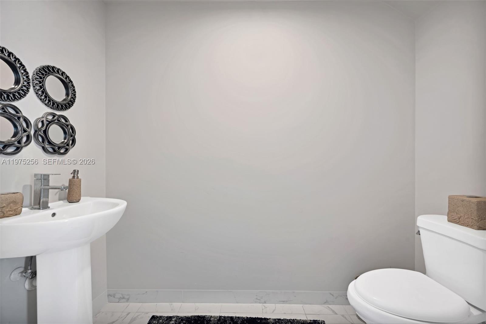 2535 NE 193rd St #3209 Miami, FL 33180