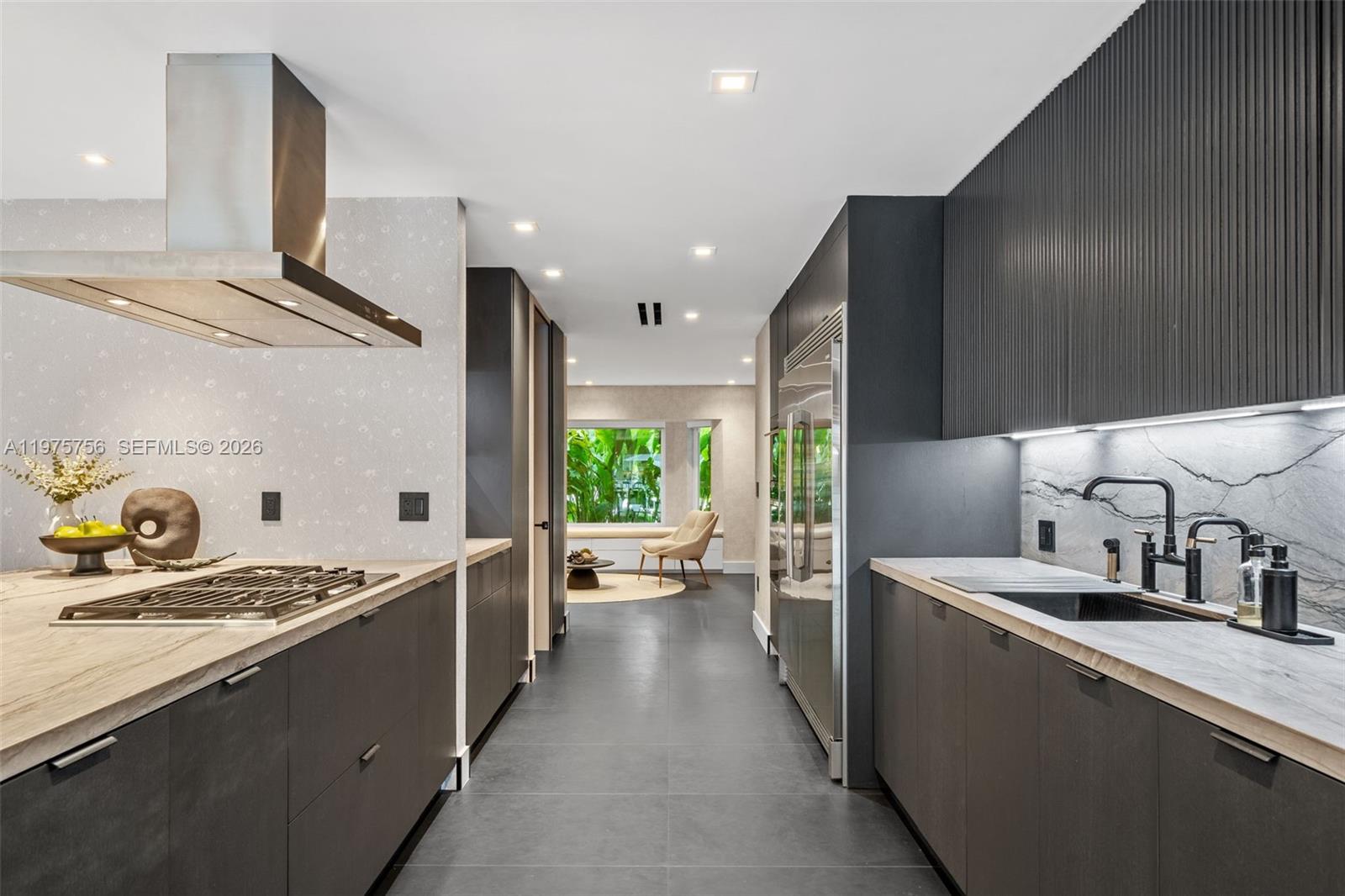 4800 Bay Pt Rd Miami, FL 33137