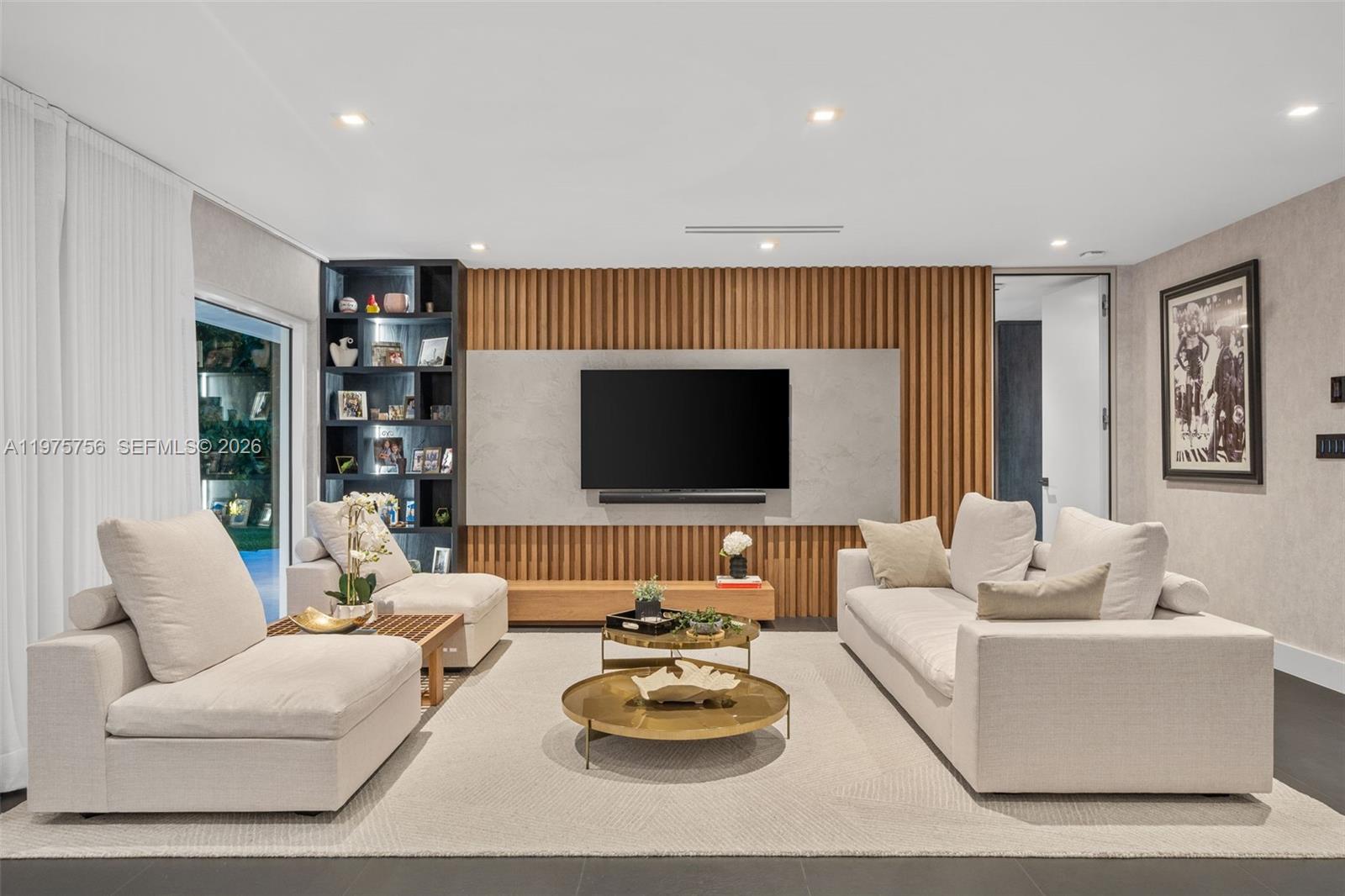 4800 Bay Pt Rd Miami, FL 33137