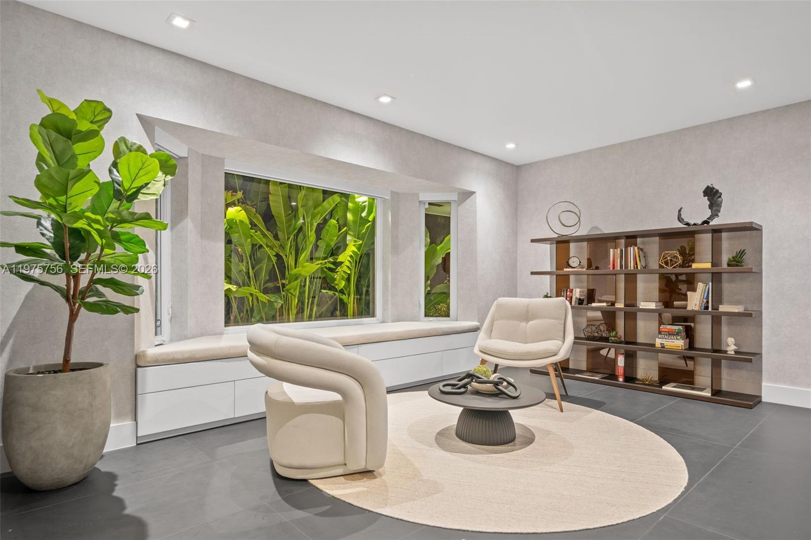 4800 Bay Pt Rd Miami, FL 33137