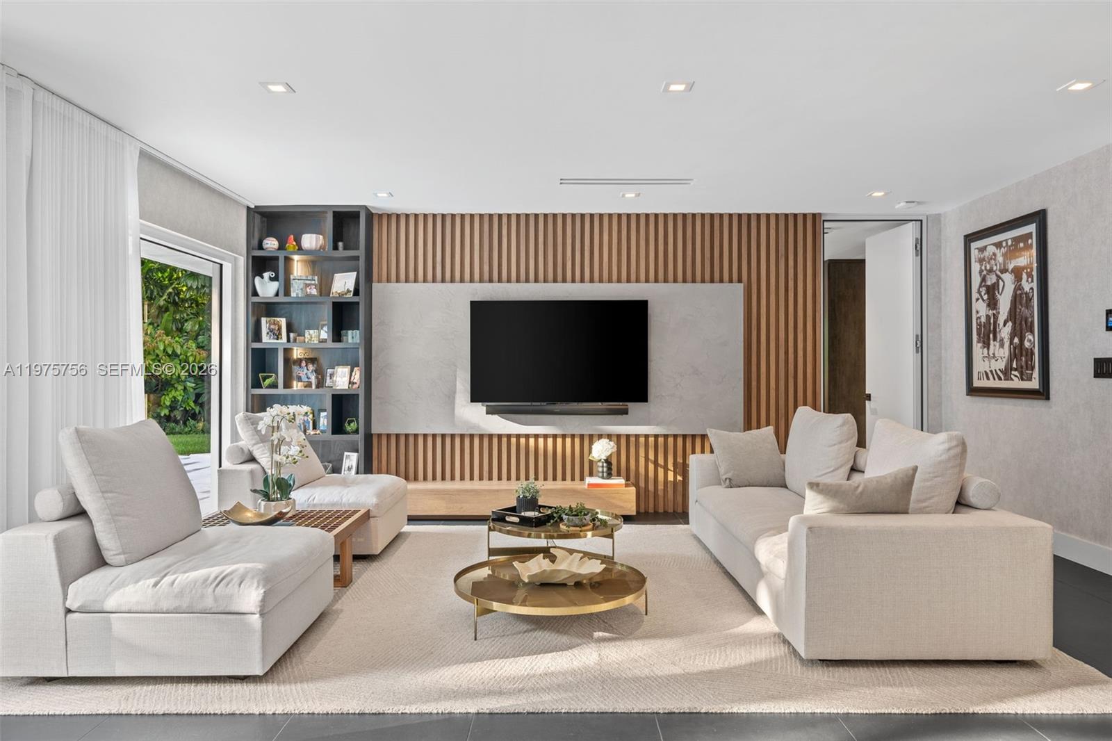 4800 Bay Pt Rd Miami, FL 33137