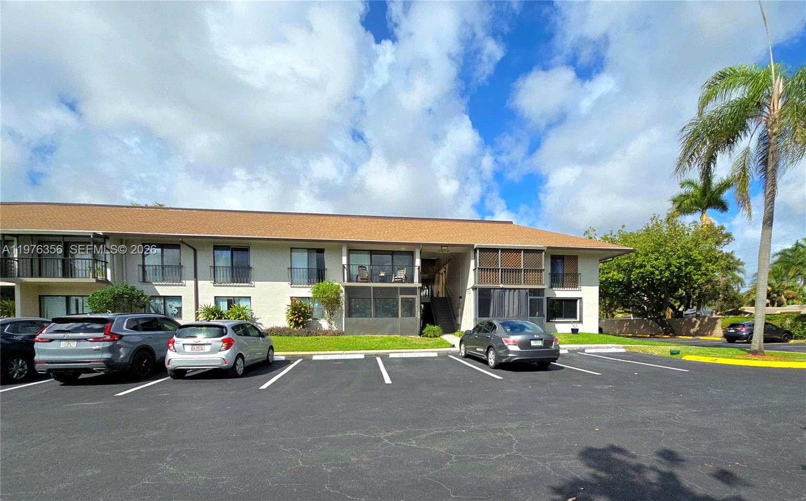 5767 Washington St #F2