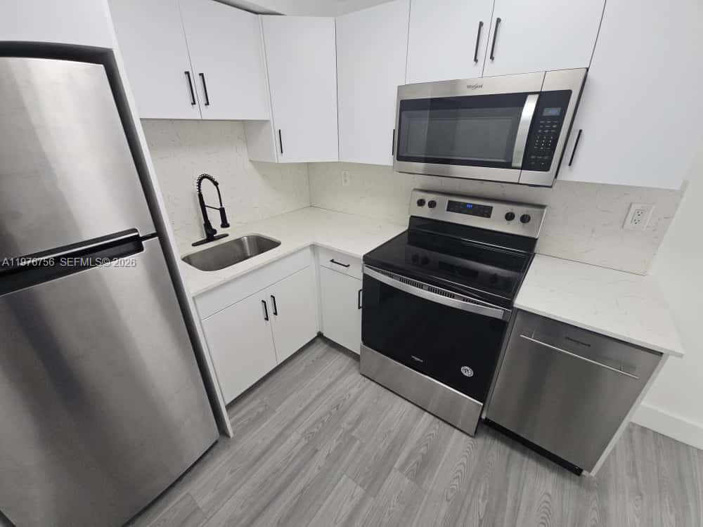 8101 Crespi Blvd #503 Miami Beach, FL 33141