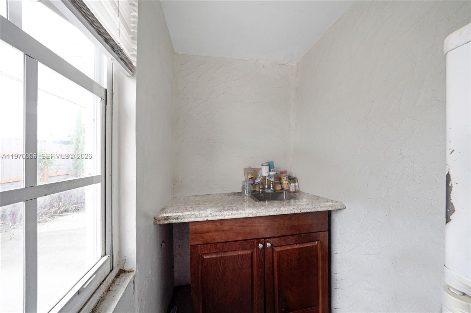 1385 NE 130th St North Miami, FL 33161