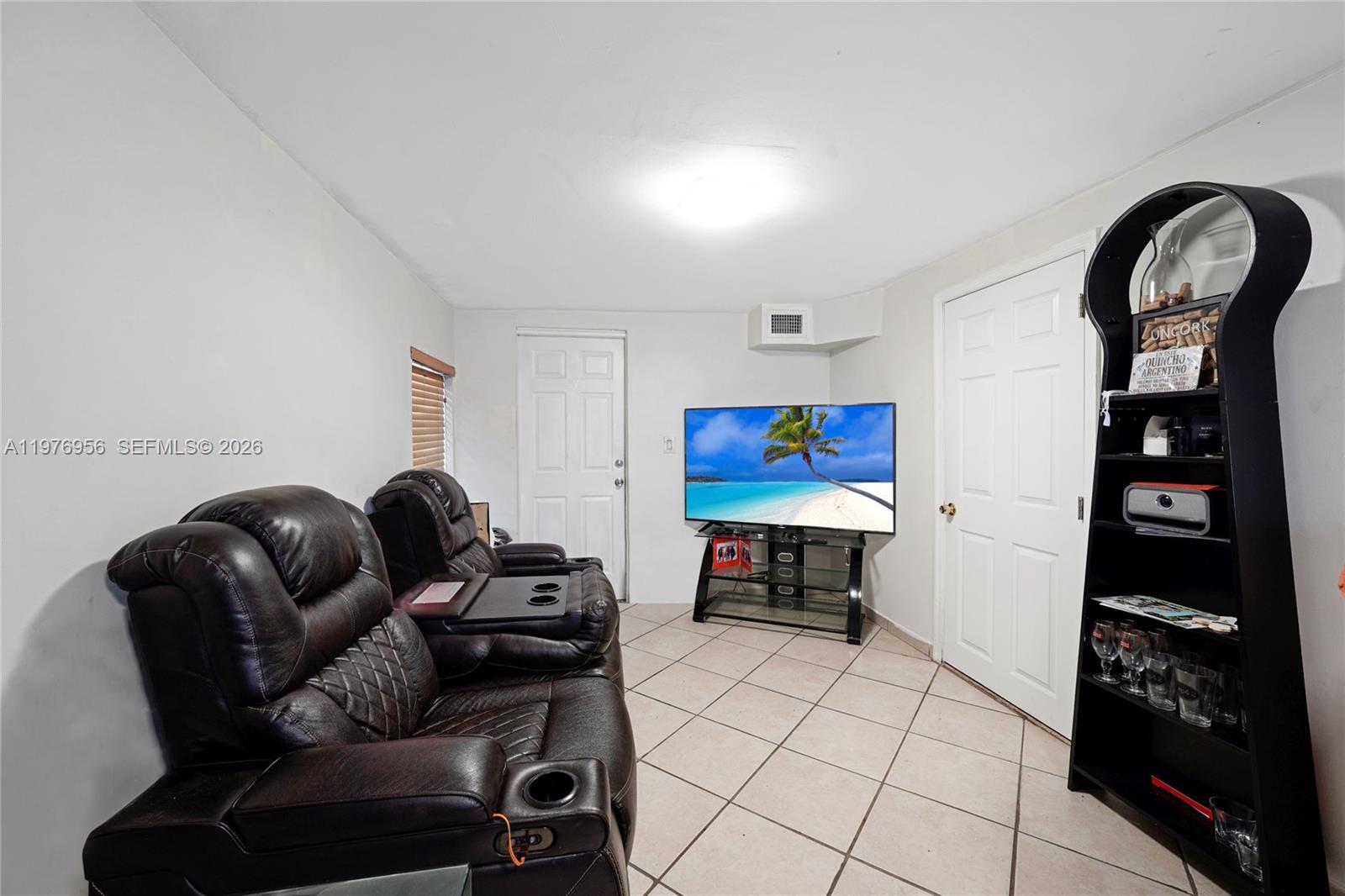 1385 NE 130th St North Miami, FL 33161