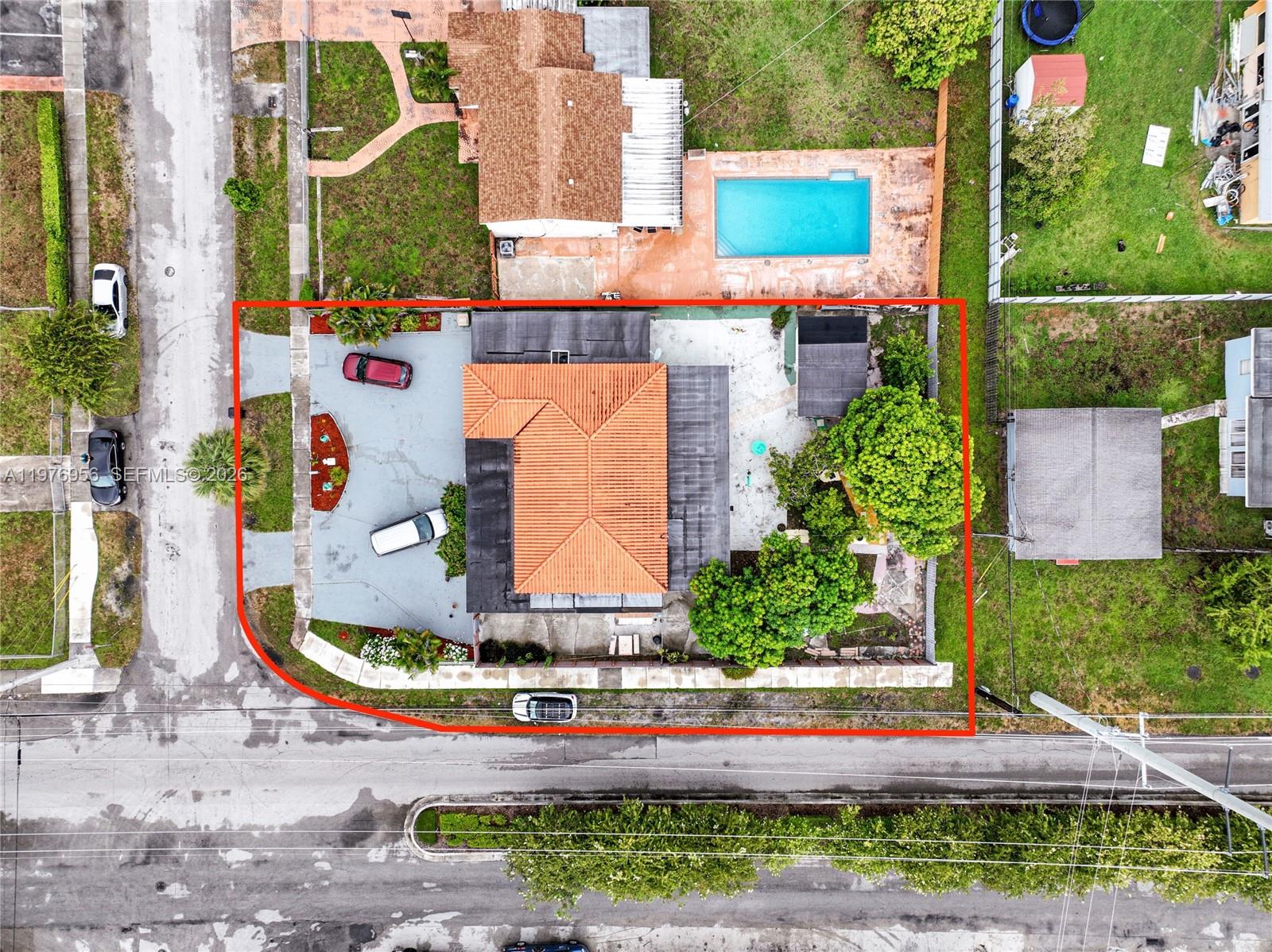 1385 NE 130th St North Miami, FL 33161