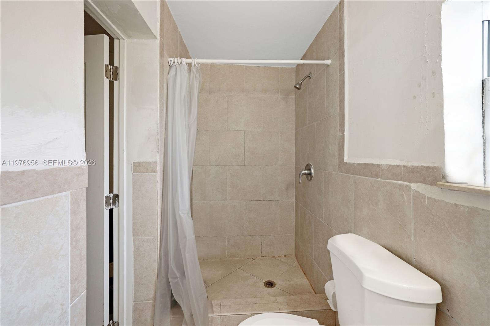 1385 NE 130th St North Miami, FL 33161