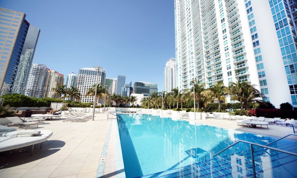 image The Plaza on Brickell East13