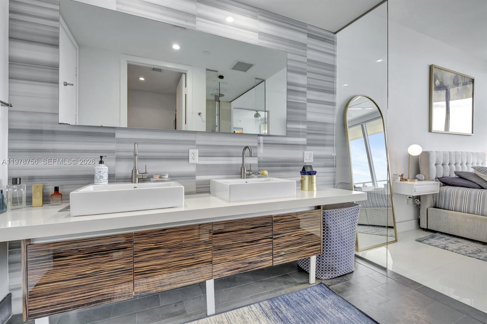 image Marquis Residences23