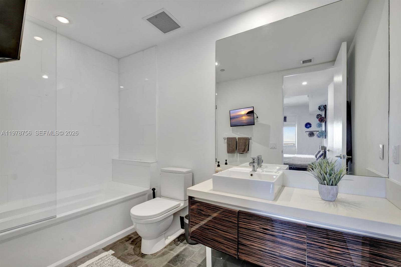 image Marquis Residences28