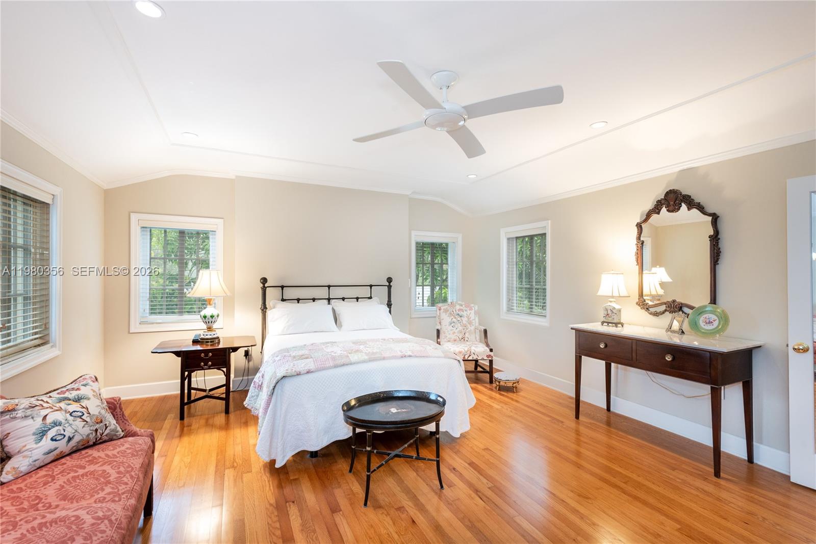 1036 S Greenway Dr Coral Gables, FL 33134