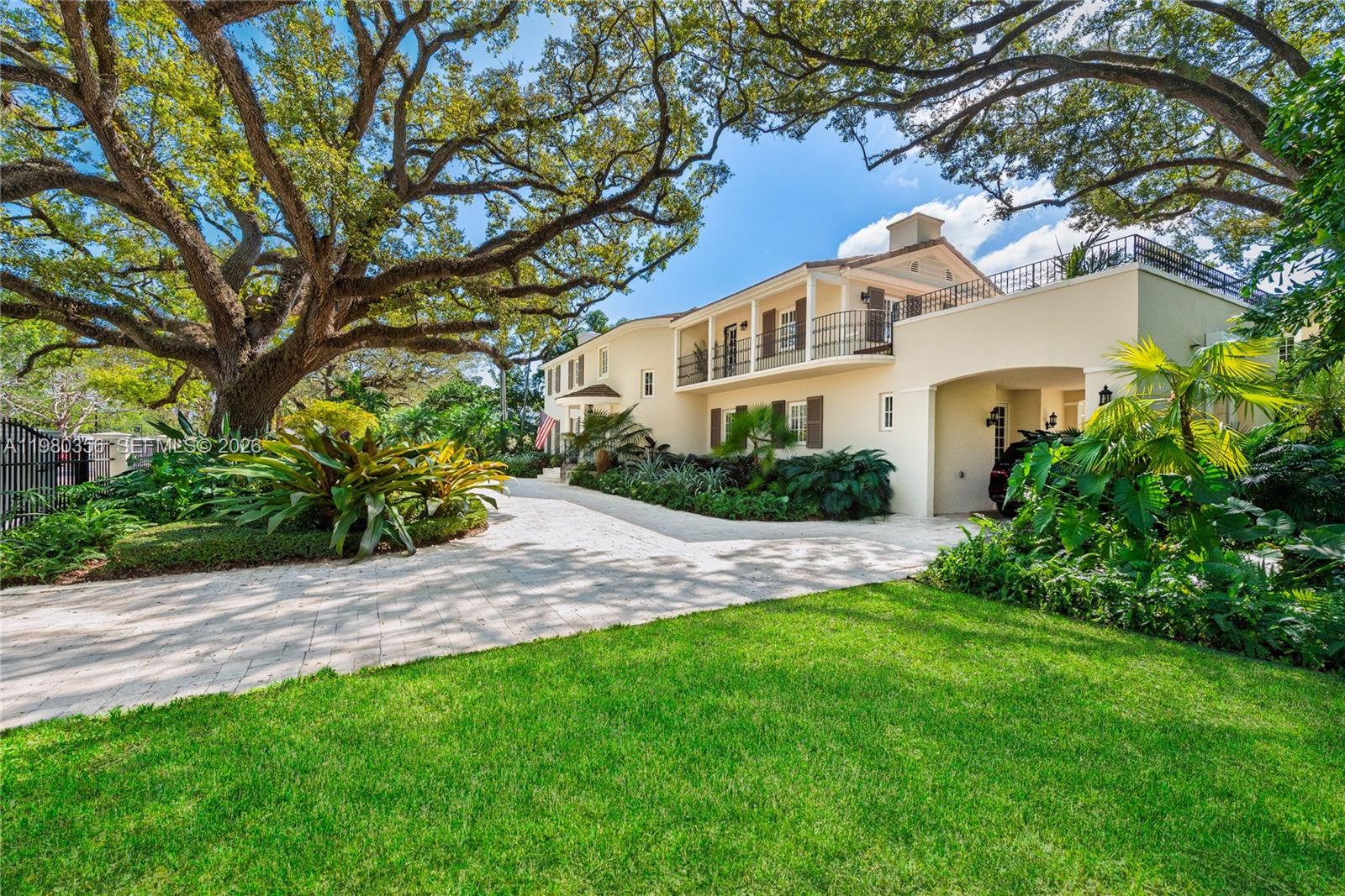 1036 S Greenway Dr Coral Gables, FL 33134