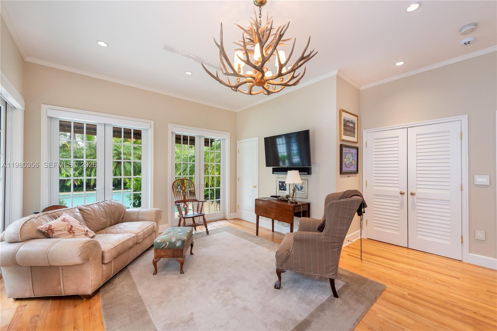 1036 S Greenway Dr Coral Gables, FL 33134