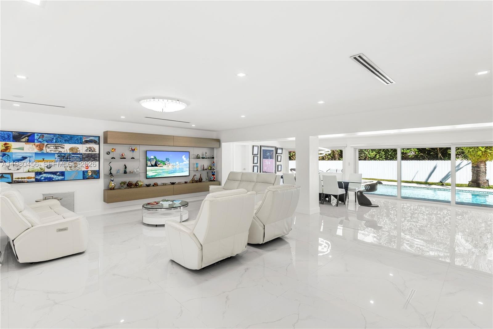 12401 SW 72nd Ave Pinecrest, FL 33156