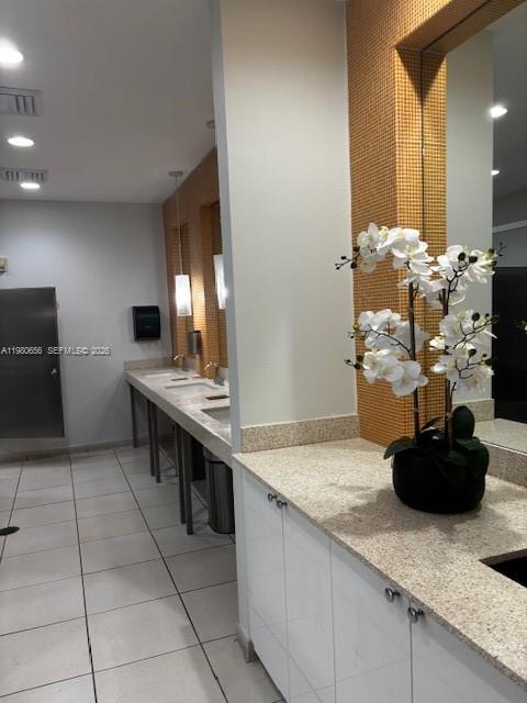 image The Venture at Aventura33