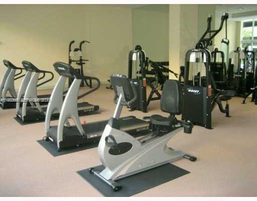 image The Venture at Aventura6