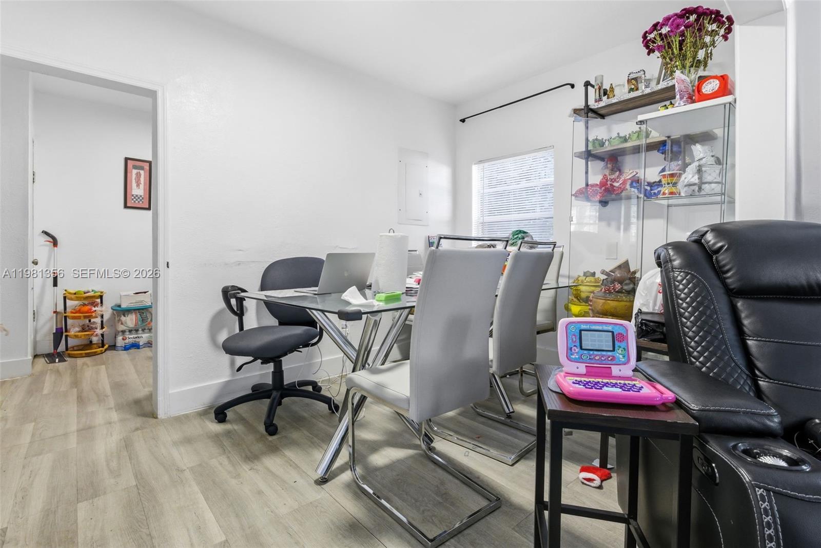 2142 NW 33rd St Miami, FL 33142