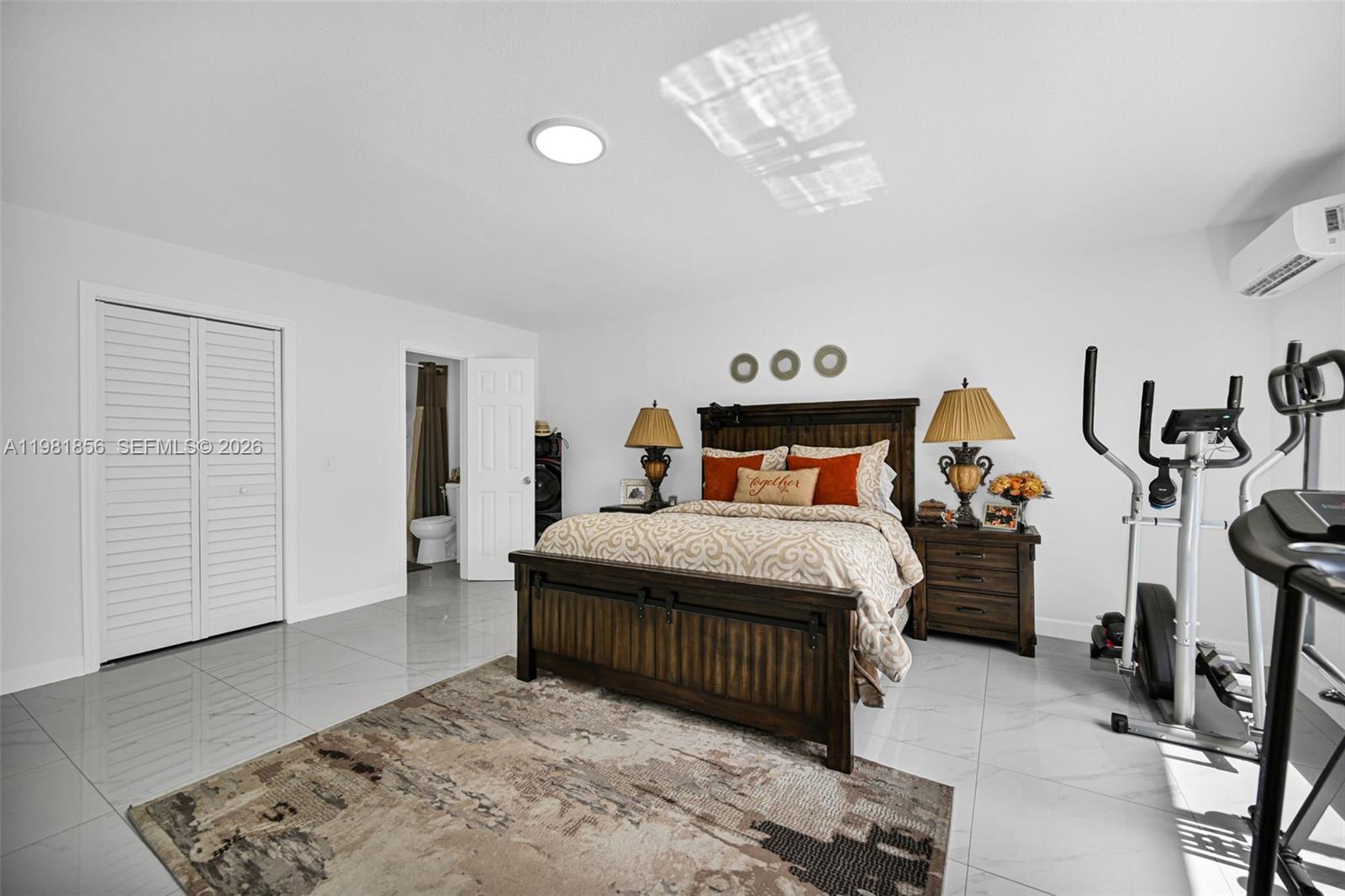 756 W 53rd St Hialeah, FL 33012