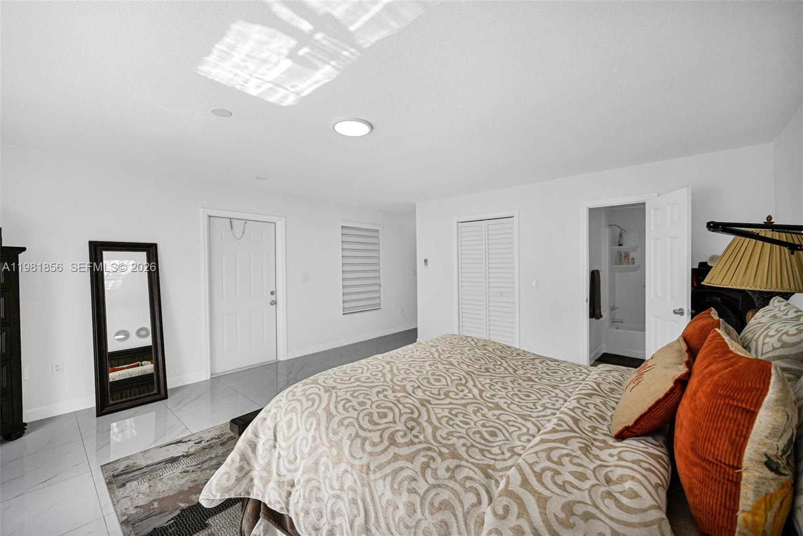 756 W 53rd St Hialeah, FL 33012