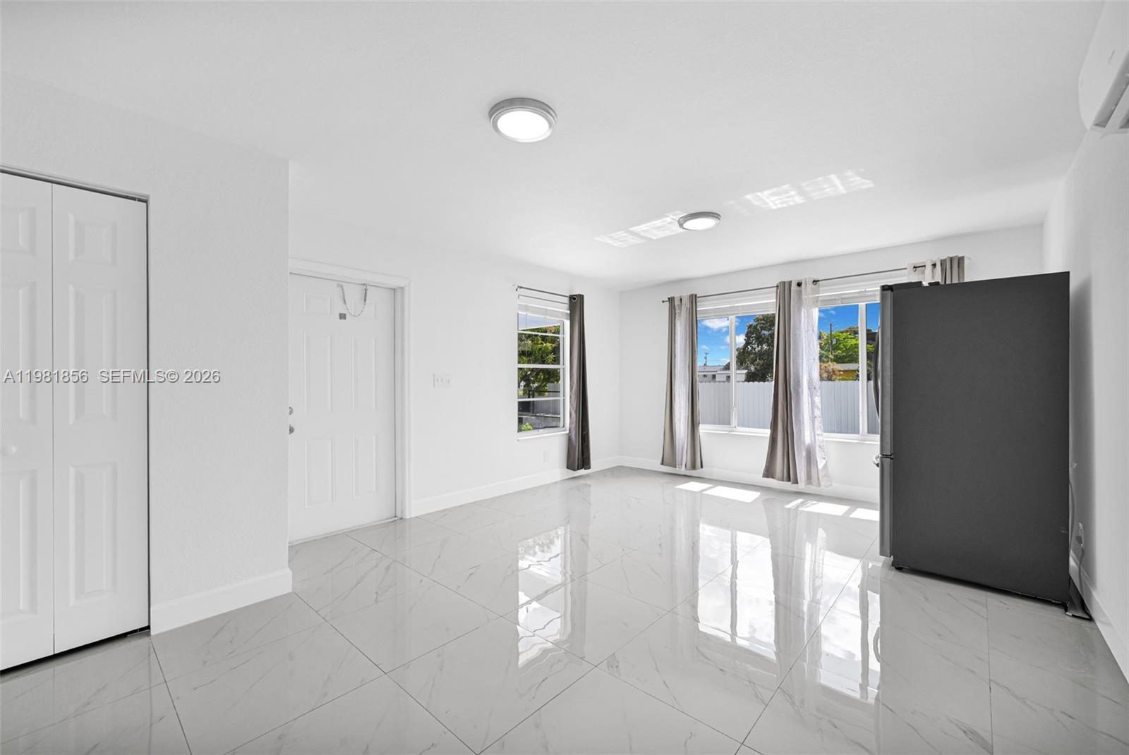 756 W 53rd St Hialeah, FL 33012