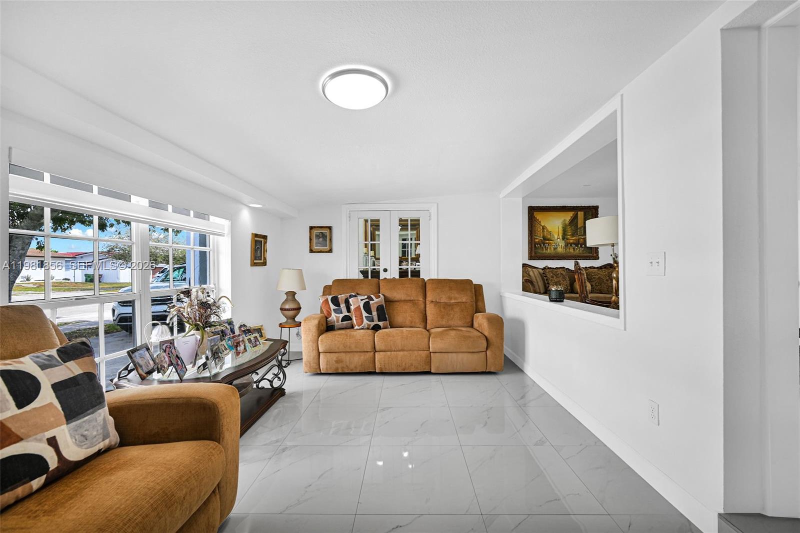 756 W 53rd St Hialeah, FL 33012