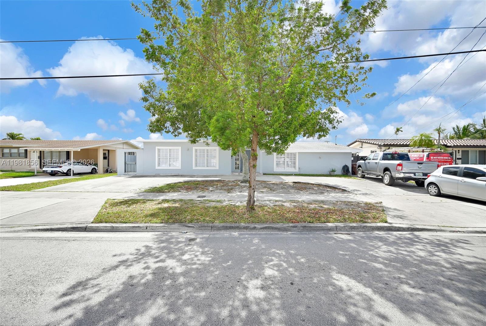 756 W 53rd St Hialeah, FL 33012
