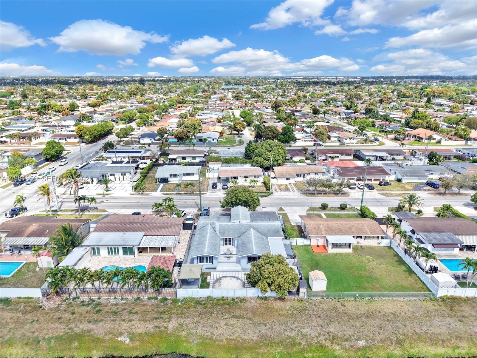 756 W 53rd St Hialeah, FL 33012