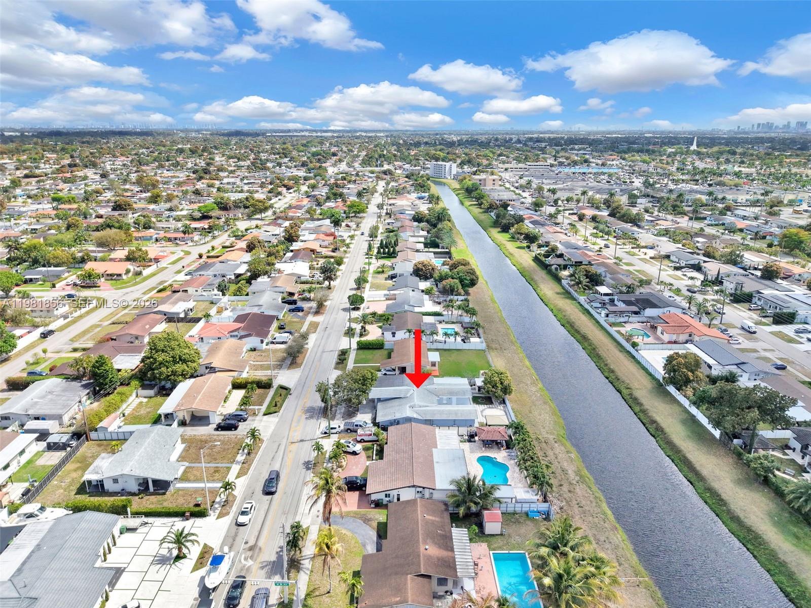 756 W 53rd St Hialeah, FL 33012